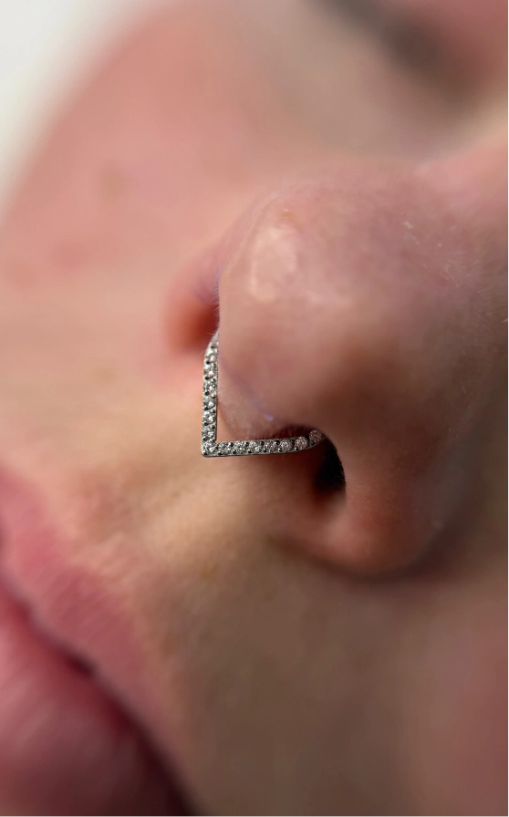 técnica de body piercing