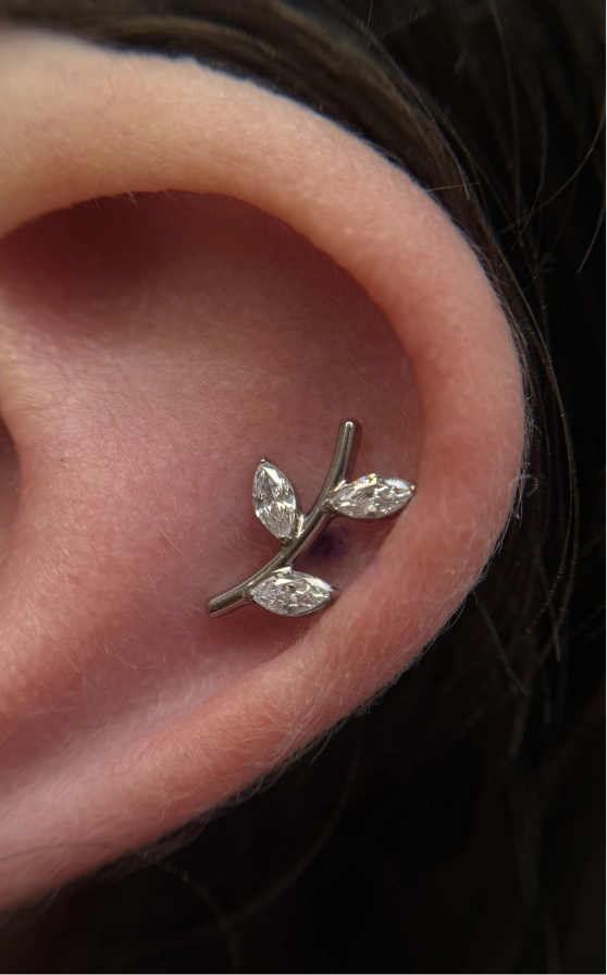 técnica de body piercing